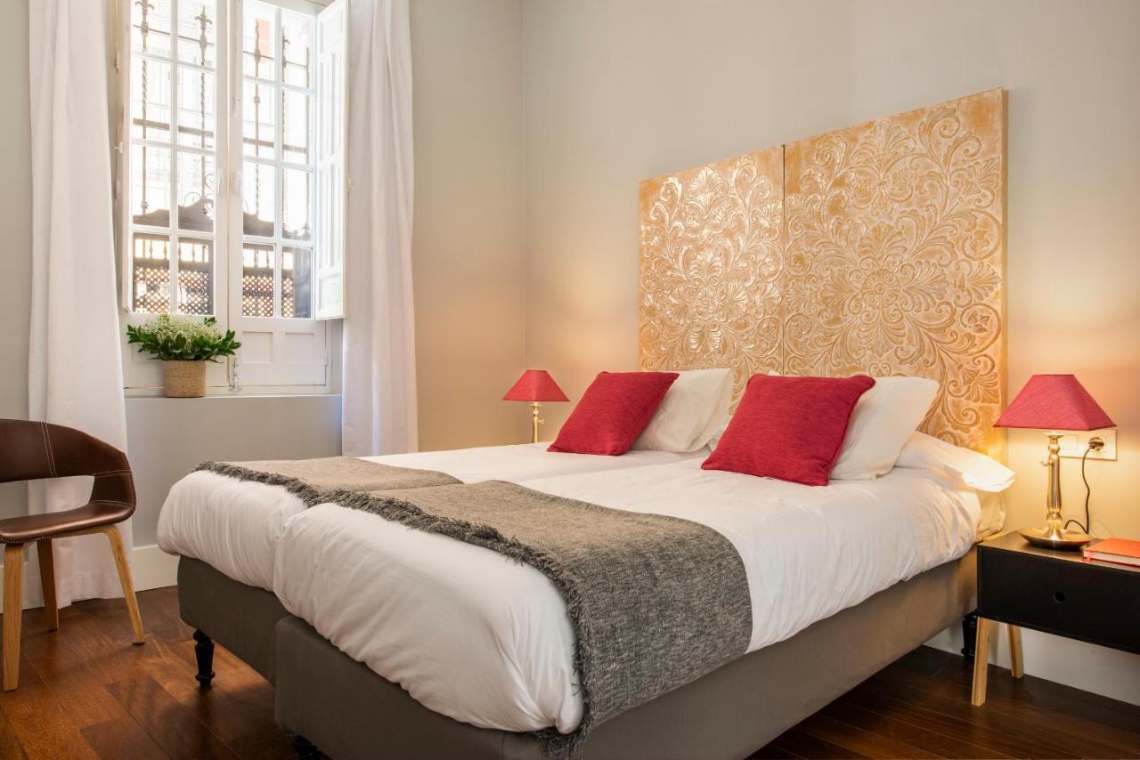 Imperial Luxury Apartment Siviglia Esterno foto
